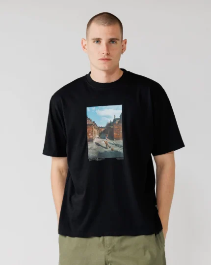 Bulmer Graphic T Shirt Black